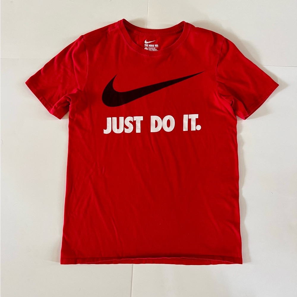 Nike Just Do It Men's Small Athletic Cut Red Black White Shirt Top Logo Tee